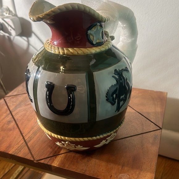 Sonoma Happy Trails pitcher - Picture 2 of 2